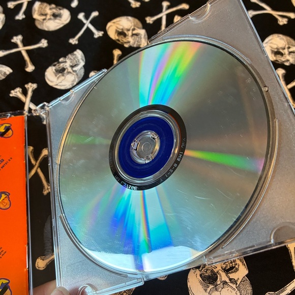 Orange CD Case with Pattern - Picture 5 of 7